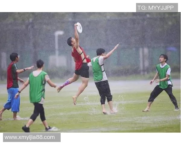 飞盘战术解析：探索上海飞盘队独特的节奏体系与战术运用